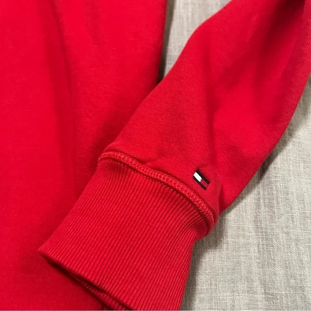 Tommy Hilfiger Flag Logo Crewneck Sweatshirt Size XL Like New Embroidered Red